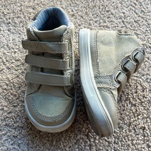 Carter’s BabyBoy Shoes PAIR1